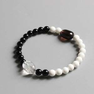 Black Obsidian & White Mother of Pearl Beads Yinyang Bracelet Strand Bracelets Eastisan Store 15-16cm 