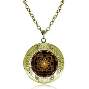 Sri Yantra Pendant Necklace with Locket Pendant Necklaces phantom jewelry 