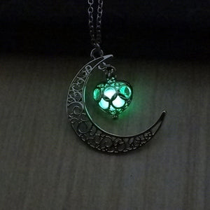 Glow Crescent Moon & Heart Necklace DirectDigitalDeals Green 